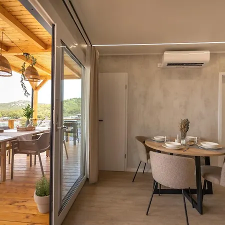 Semesterbostad Meditandia - Premium Mobile House Drage